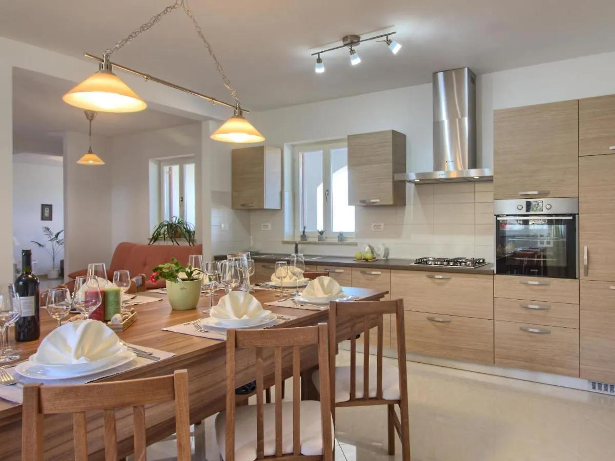 Holiday Home Marevista By Interhome Viskovici